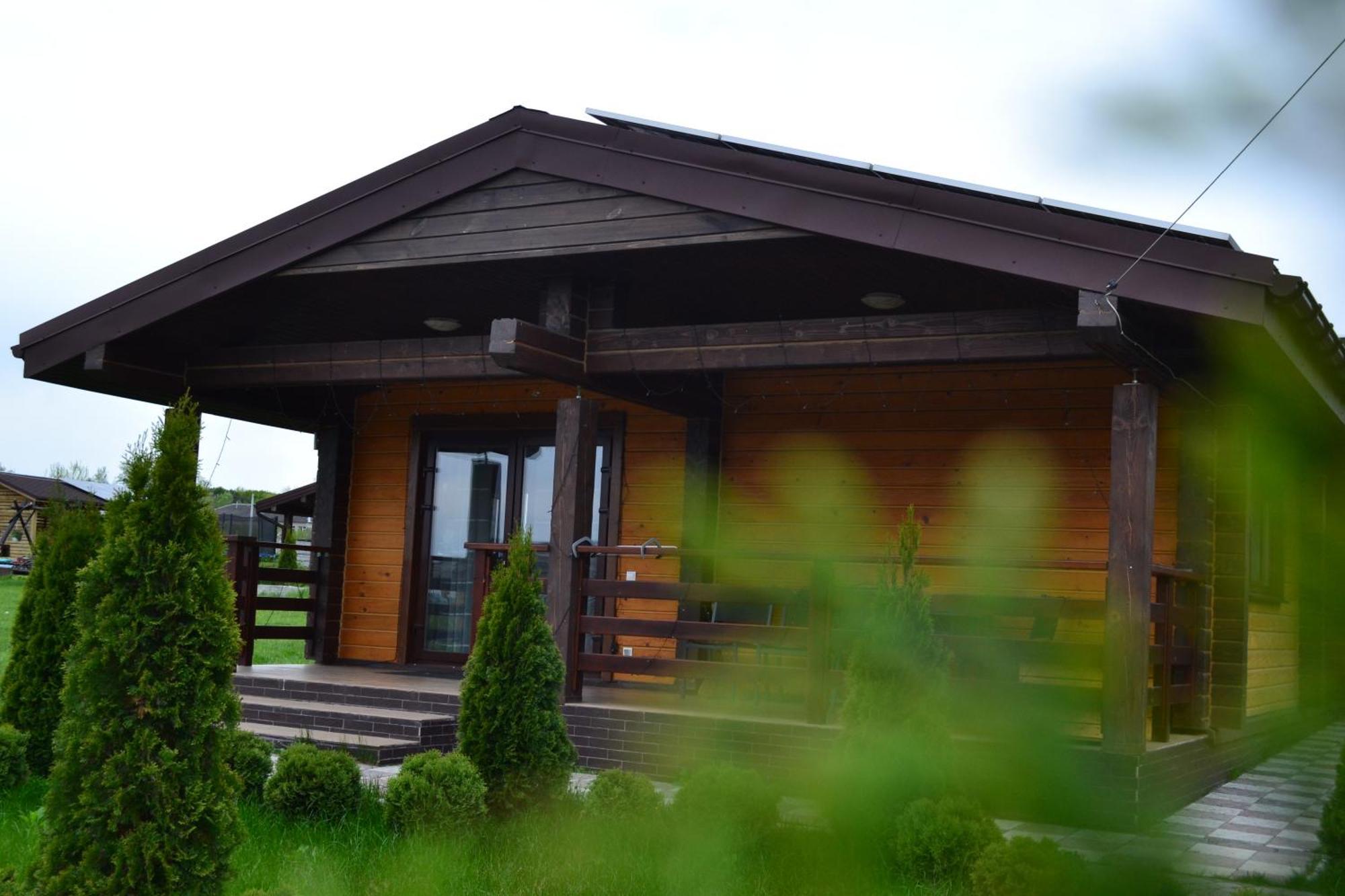 Хомене Rzhyshchiv Exterior foto